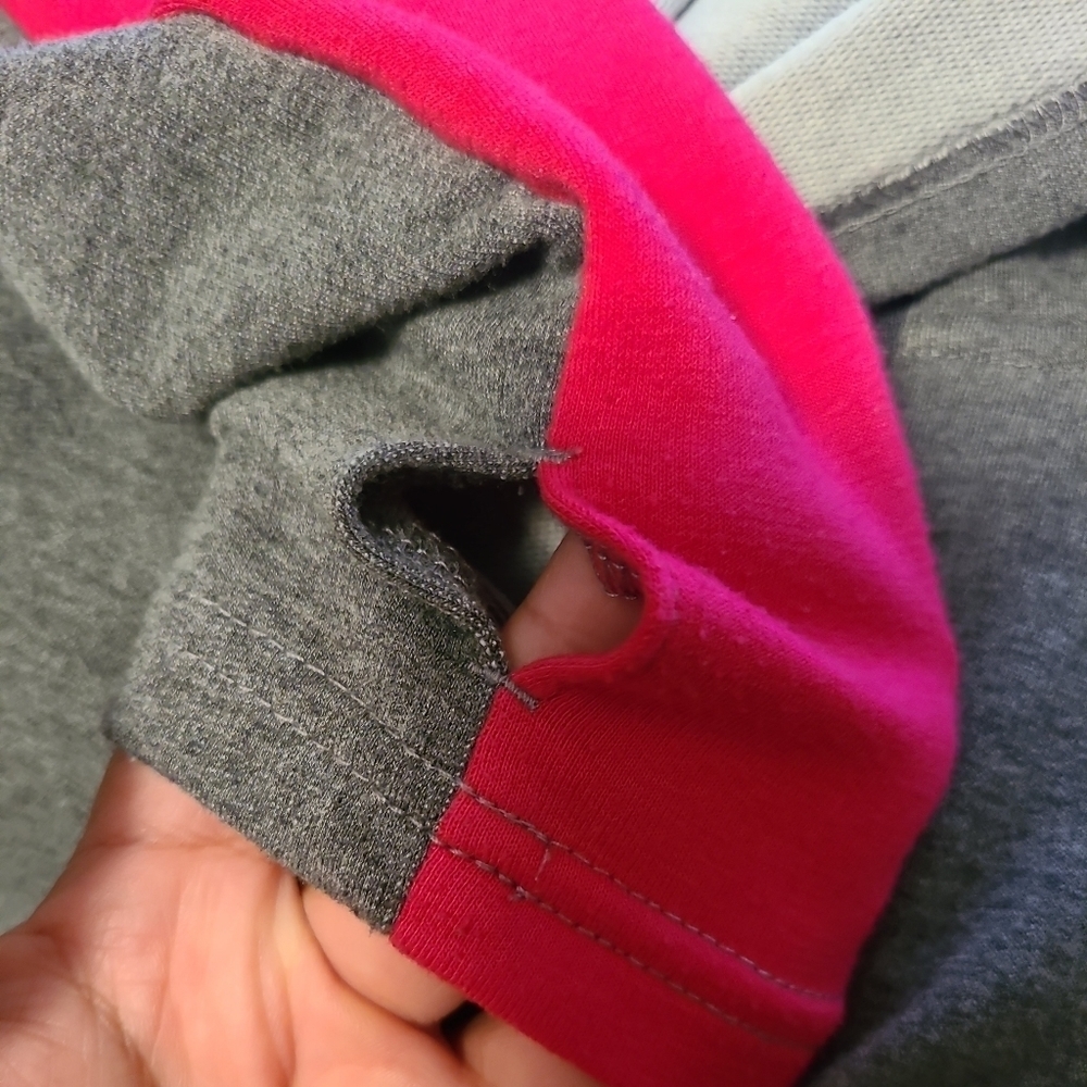 Gymshark Vital Seamless Half Zip Back Pocket Jacket Gray And Pink‎ Sz Medium. - Picture 4 of 8